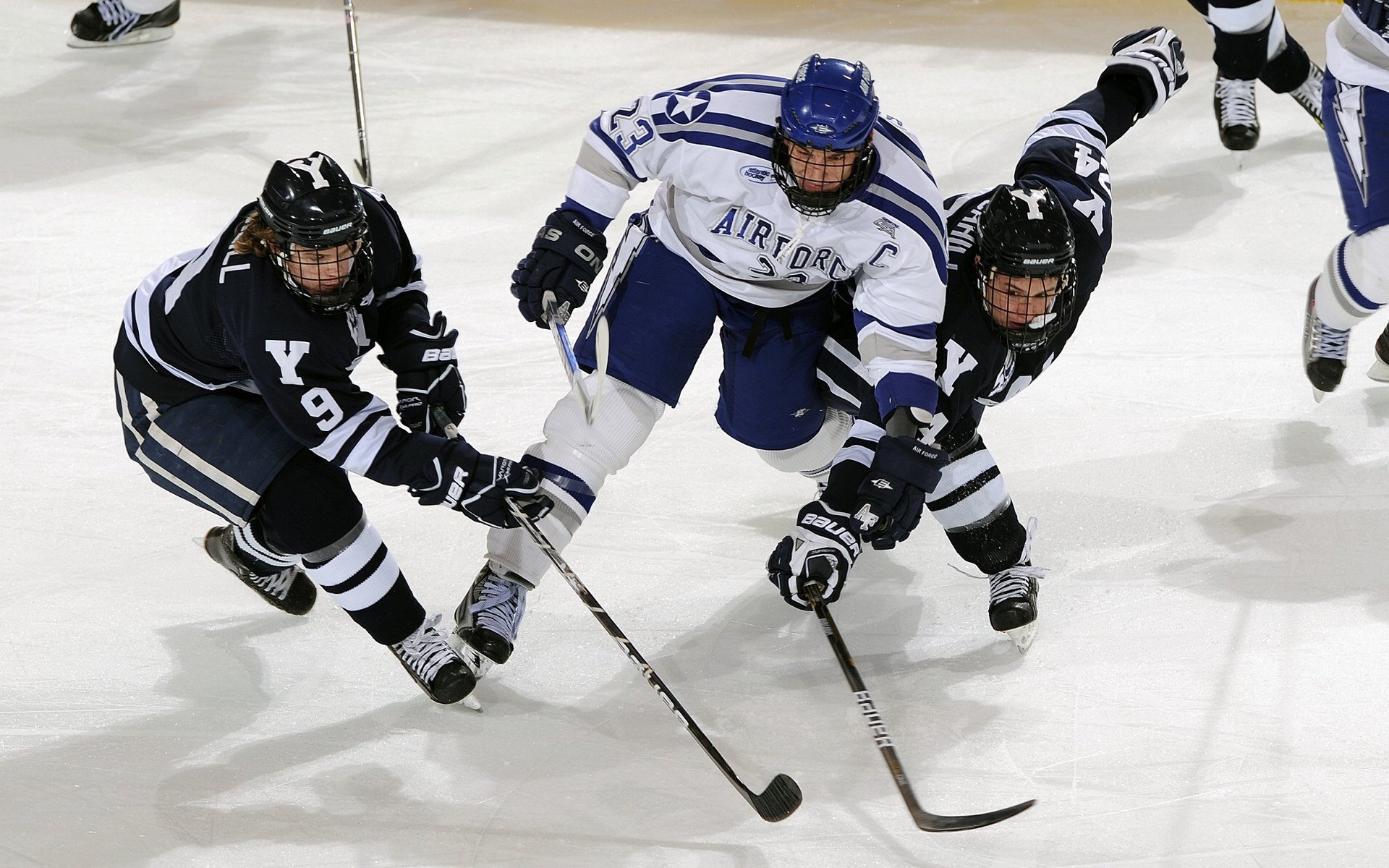 开云ios下载-【科技裁判】裁判用高科技守护比赛公正,效果显著?,科技运动会裁判员宣誓